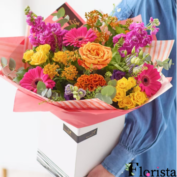 Розкішний яскравий букет