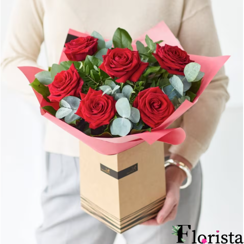 Geschenkbox mit 6 roten Rosen