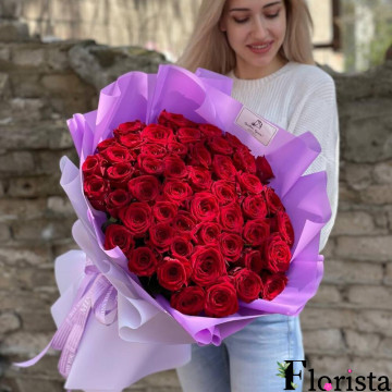 Стамбул, Туреччина - Букет із 51 червоних троянд 70 см.