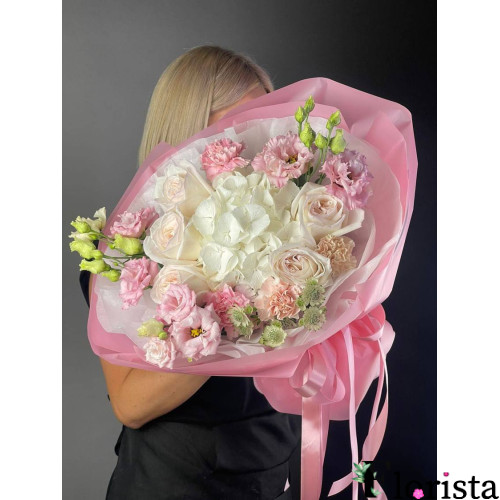 Прага, Чехія - Збірний букет квітів