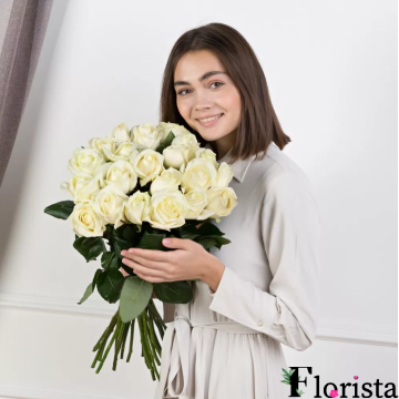 Букет Із 25 Білих Троянд (60см-70см)