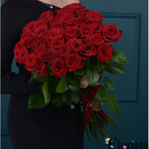 41 червоних троянд (60см-70см)