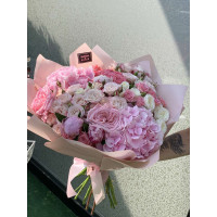 Лімассол, Кіпр - Збірний букет квітів