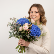 Zusammengestellter Strauß Schöne Hortensie Zusammengestellter Strauß Schöne Hortensie