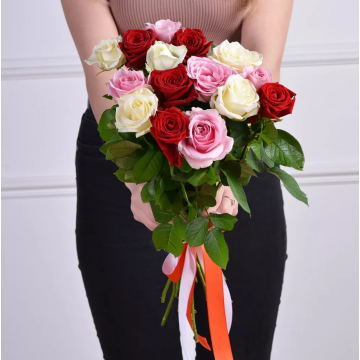 15 різнокольорових троянд - троянди преміум (60см-70см)