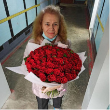 Swiebodzin, Polen - Strauß mit 101 roten Rosen Swiebodzin, Polen - Strauß mit 101 roten Rosen