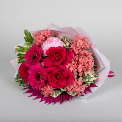 Assembled bouquet of flowers