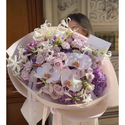 Bouquet of flowers Violet serenade