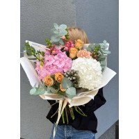 Berlin, Deutschland - Blumenstrauß zum Sammeln