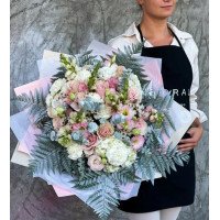 Los Angeles, USA - Assorted flowers