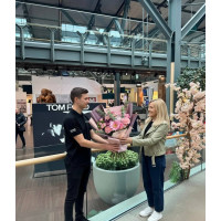 Ванкувер, Канада - Збірний букет квітів «Красивий у рожевому»