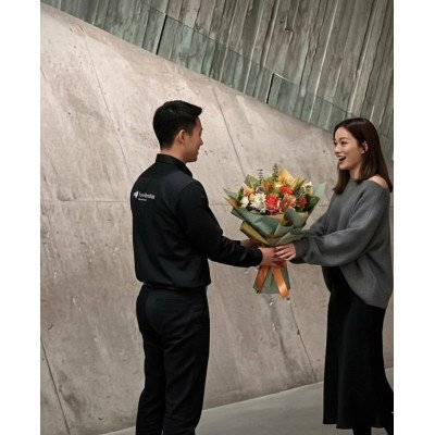 Оттава, Канада - Букет із змішаних троянд «Кохання в Касабланці»