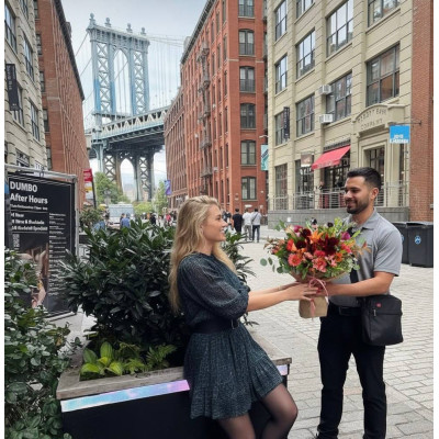 Нью-Йорк, США - Збірний букет квітів Глінтвейн