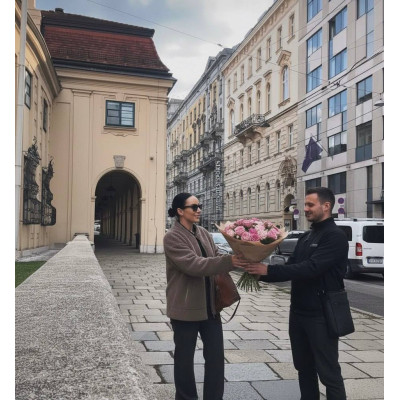 Відень, Австрія - Збірний букет квітів Dolce Vita