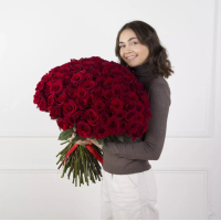 Букет Зі 101 Червоної Троянди (70см)