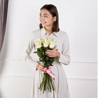 Bouquet of 11 white roses