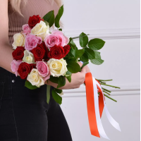 15 різнокольорових троянд - троянди преміум (60см-70см)