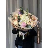 Берлін, Німеччина - Збірний букет квітів