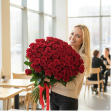 Королевский букет из 70 роз 70 см Королевский букет из 70 роз 70 см