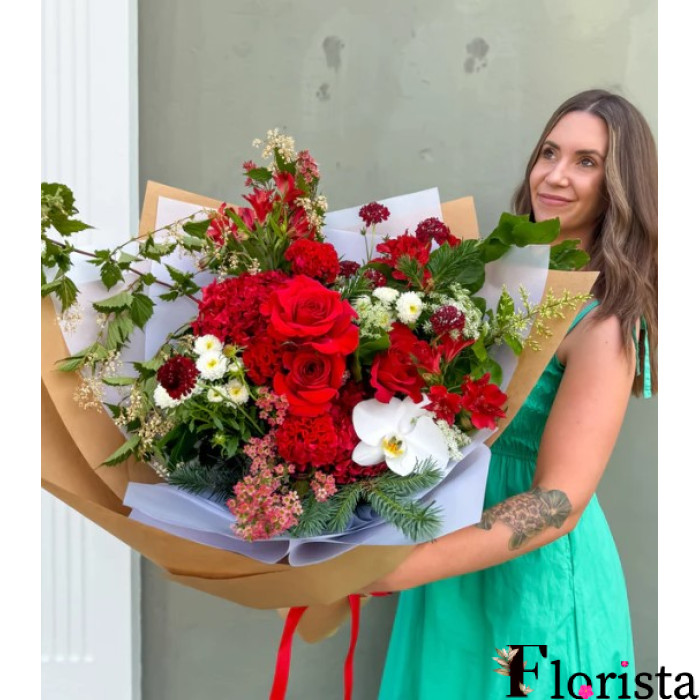 Brisbane, Australia - Assembled bouquet