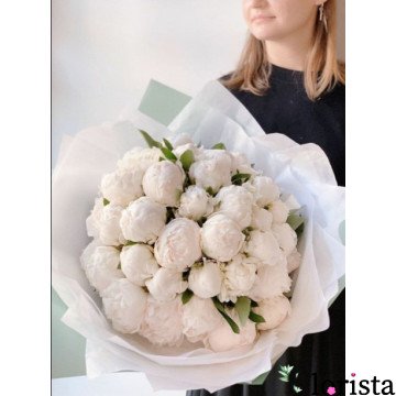 Букет 20 білих півоній