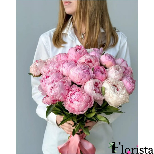 Букет 20 рожевих півоній