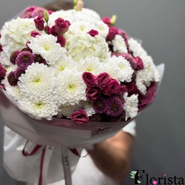 Букет цветов POMPON