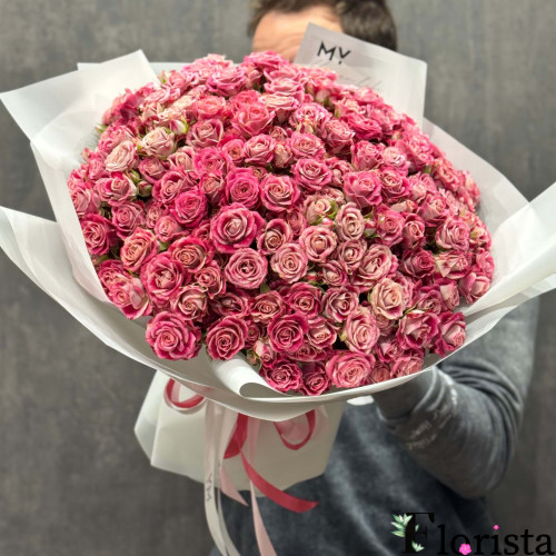 Букет кущових троянд LOVE SPRAY