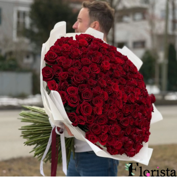 Букет із 199 високих троянд