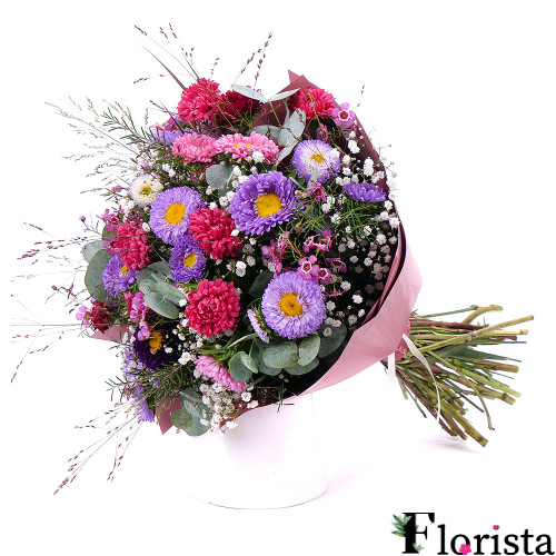 Zusammengestellter Blumenstrauß