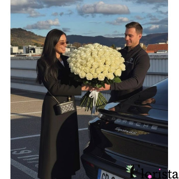 Штутгарт, Німеччина - Букет із 101 білої троянди