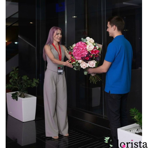 Аліканте, Іспанія - Букет Люкс гортензія