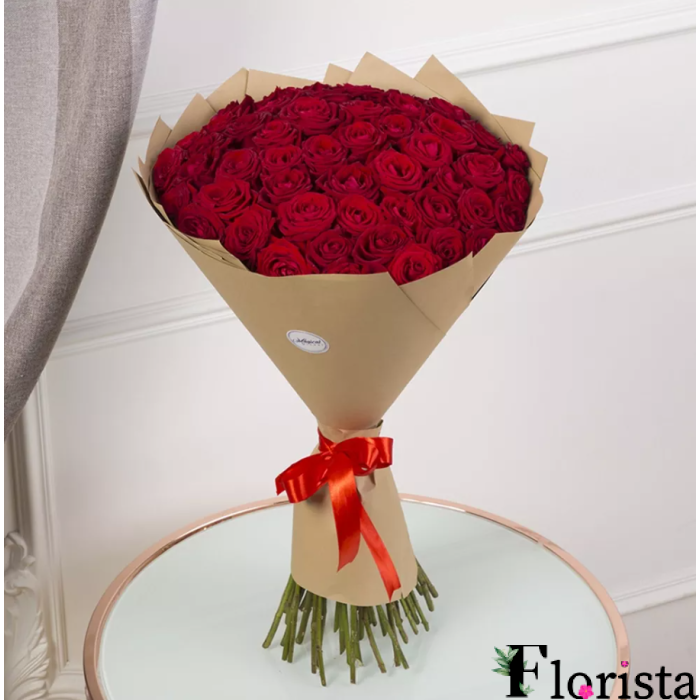 Букет з 51 червоних троянд