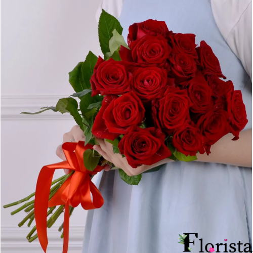 Букет із 15 Червоних Троянд (60см-70см)