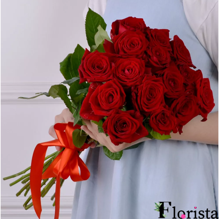 Букет із 15 Червоних Троянд (60см-70см)