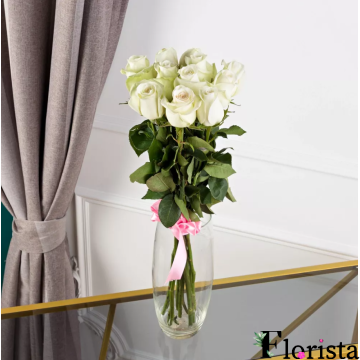 Букет 11 білих троянд (50см)