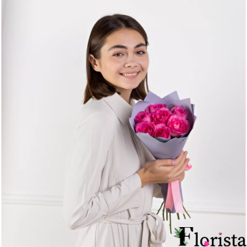 Букет із 9 рожевих троянд (50см)