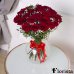 Червоні троянди з гіпсофілою - троянди преміум класу