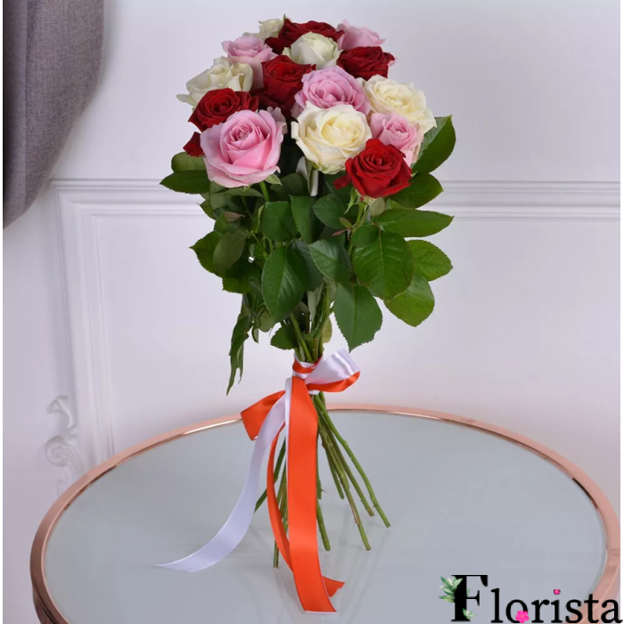 15 різнокольорових троянд - троянди преміум (60см-70см)