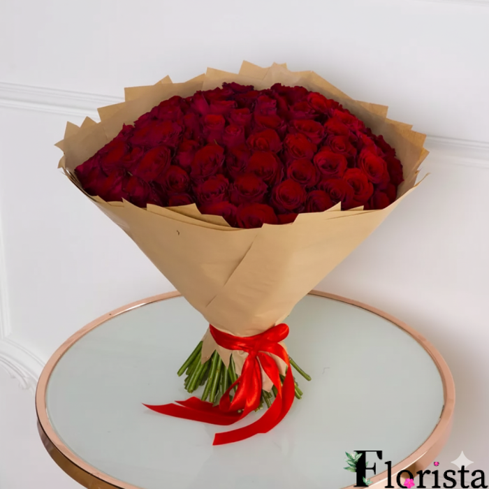 Букет з 101 червоних троянд