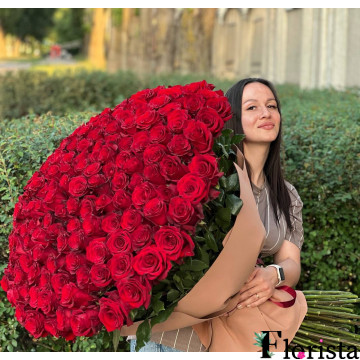 Kiew, Ukraine - 101 Meter hohe Rose
