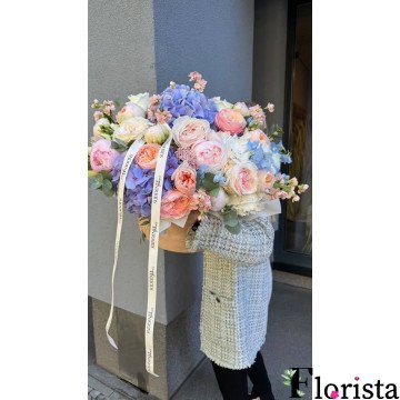 Берлін, Німеччина - збірний букет квітів