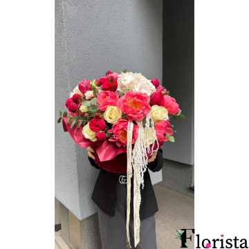 Берлін, Німеччина - збірний букет квітів