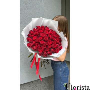 Берлін, Німеччина - 55 червоних троянд