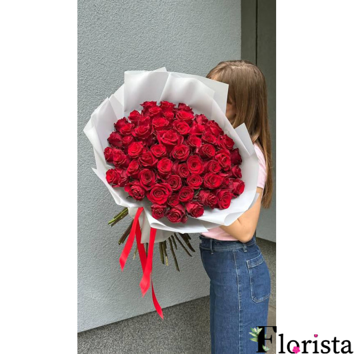 Берлін, Німеччина - 55 червоних троянд