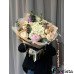 Berlin, Deutschland – Zusammengestellter Blumenstrauß